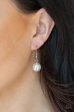Paparazzi 5th Avenue Fleek White Pearl Necklace - The Jewelry Box Collection 